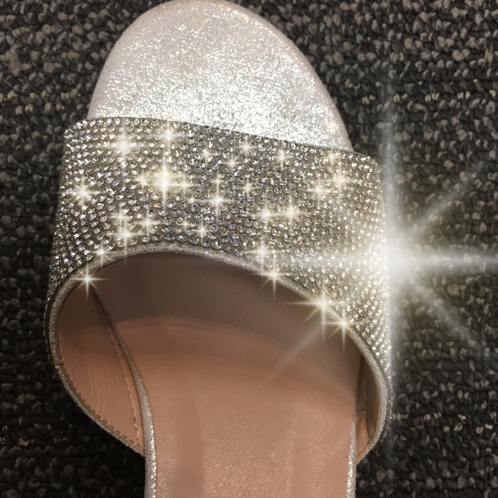 1 LEFT! Silver Rhinestone Bling Mule Heel 6.5 - Picture 4 of 8